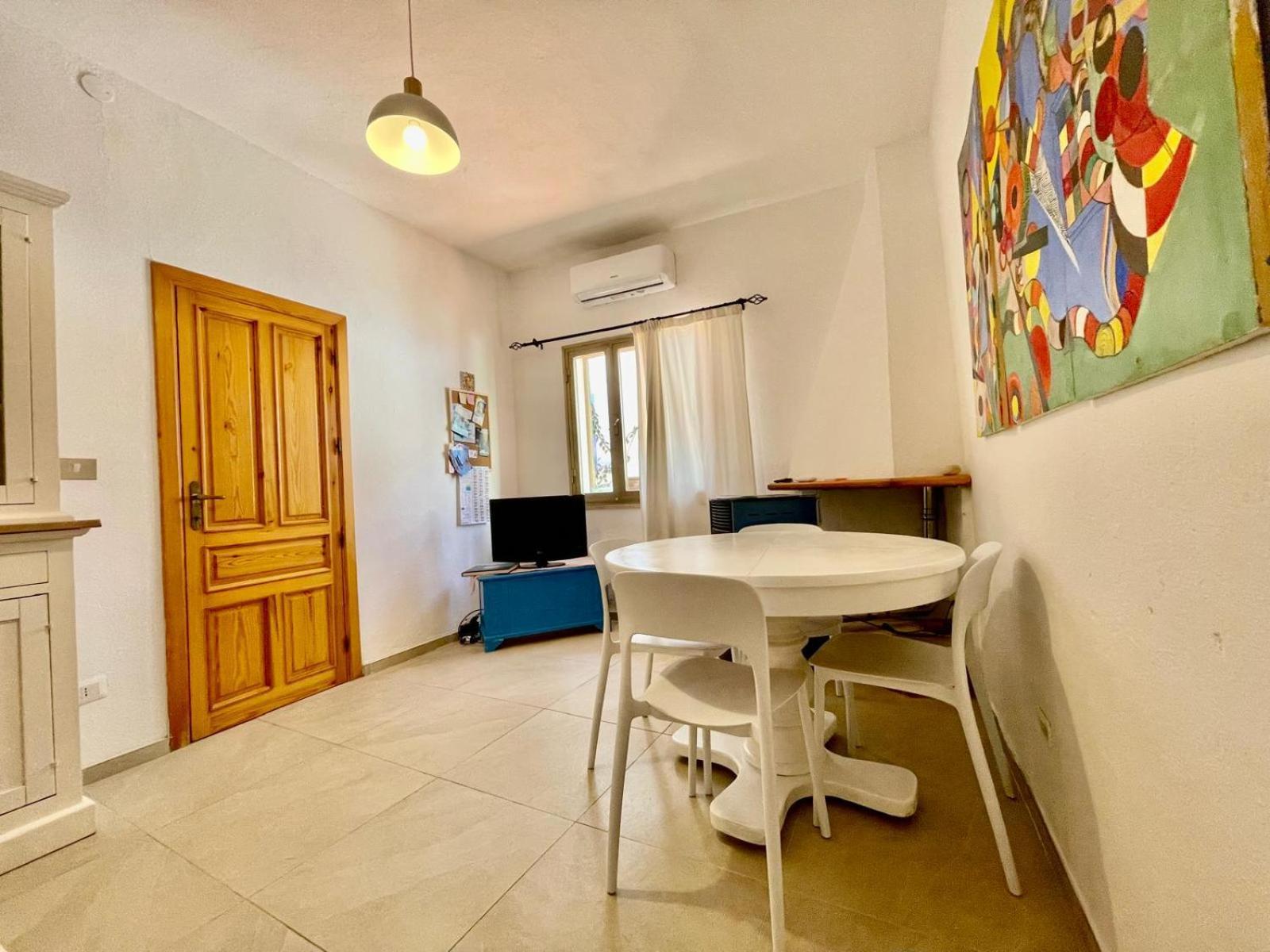Nel Cortile Della Casa Di Carta, Due Singole Unita Villa Torpè Exteriör bild